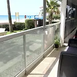 Playa Esquirol 캠브릴스
